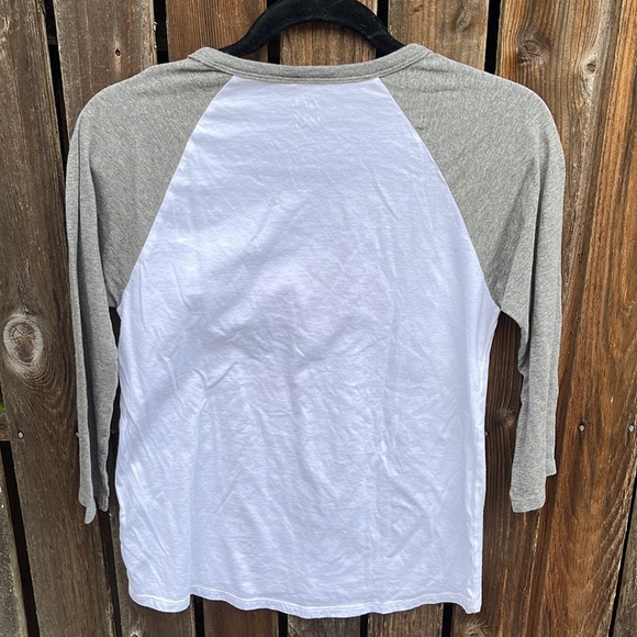 Vans Raglan Baseball Tee Shirt M Gray White Top Medium Ladies California Grown - Picture 3 of 3